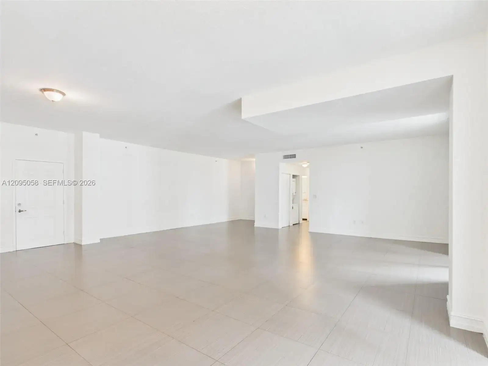 425 NE 30th St # 701, Miami FL 33137 photo 5