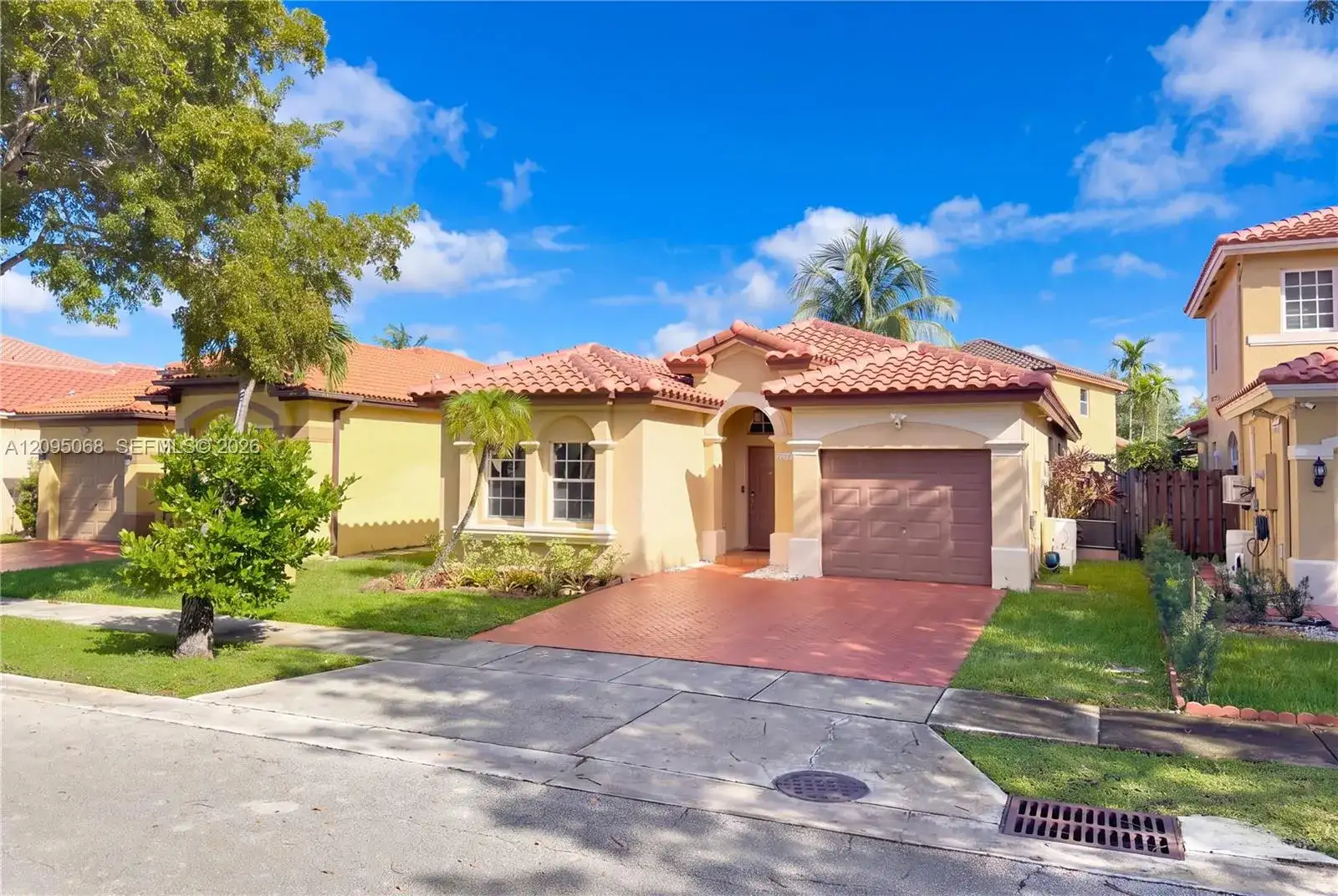 12817 SW 54th Ct, Miramar FL 33027 photo 2