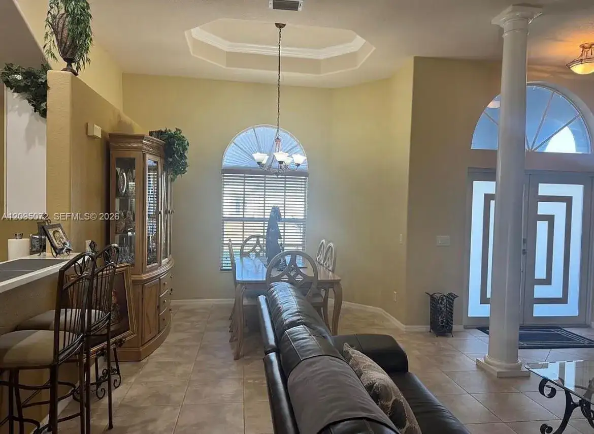 1213 NW 35 Place, Cape Coral FL 33993 photo 4