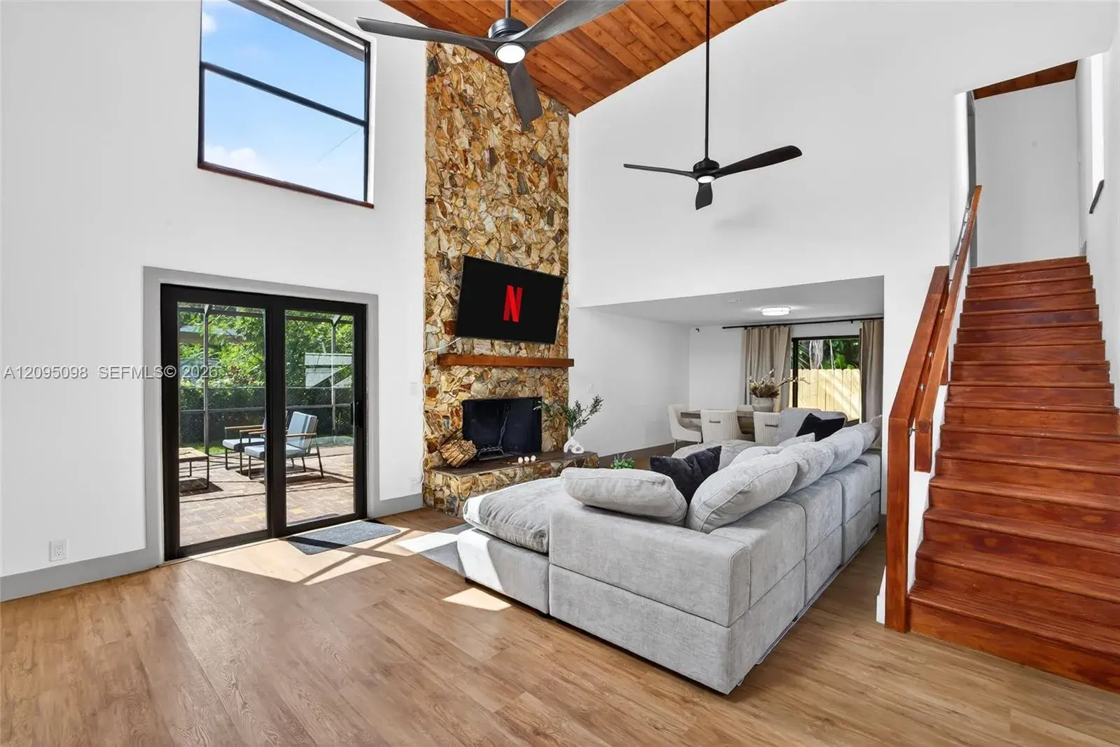 7221 Freedom St, Hollywood FL 33024