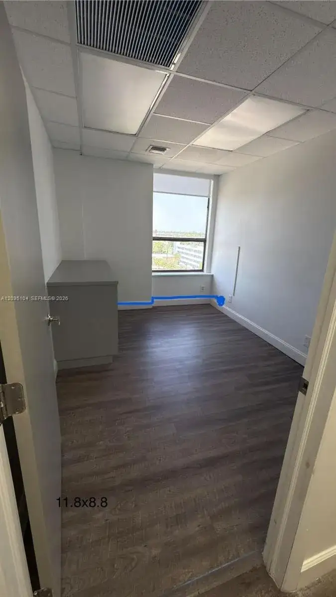 1250 E Hallandale Beach Blvd, Hallandale Beach FL 33009 photo 5