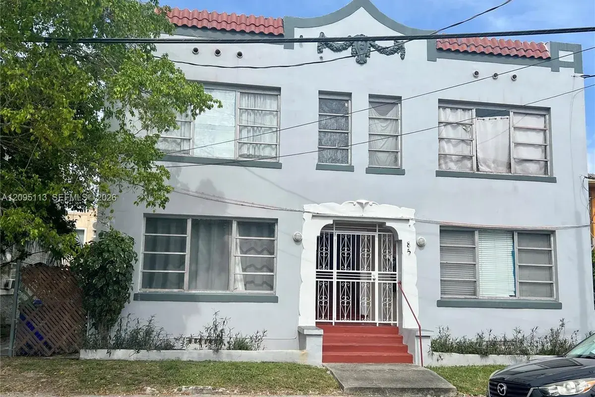 85 NW 17th Pl, Miami FL 33125