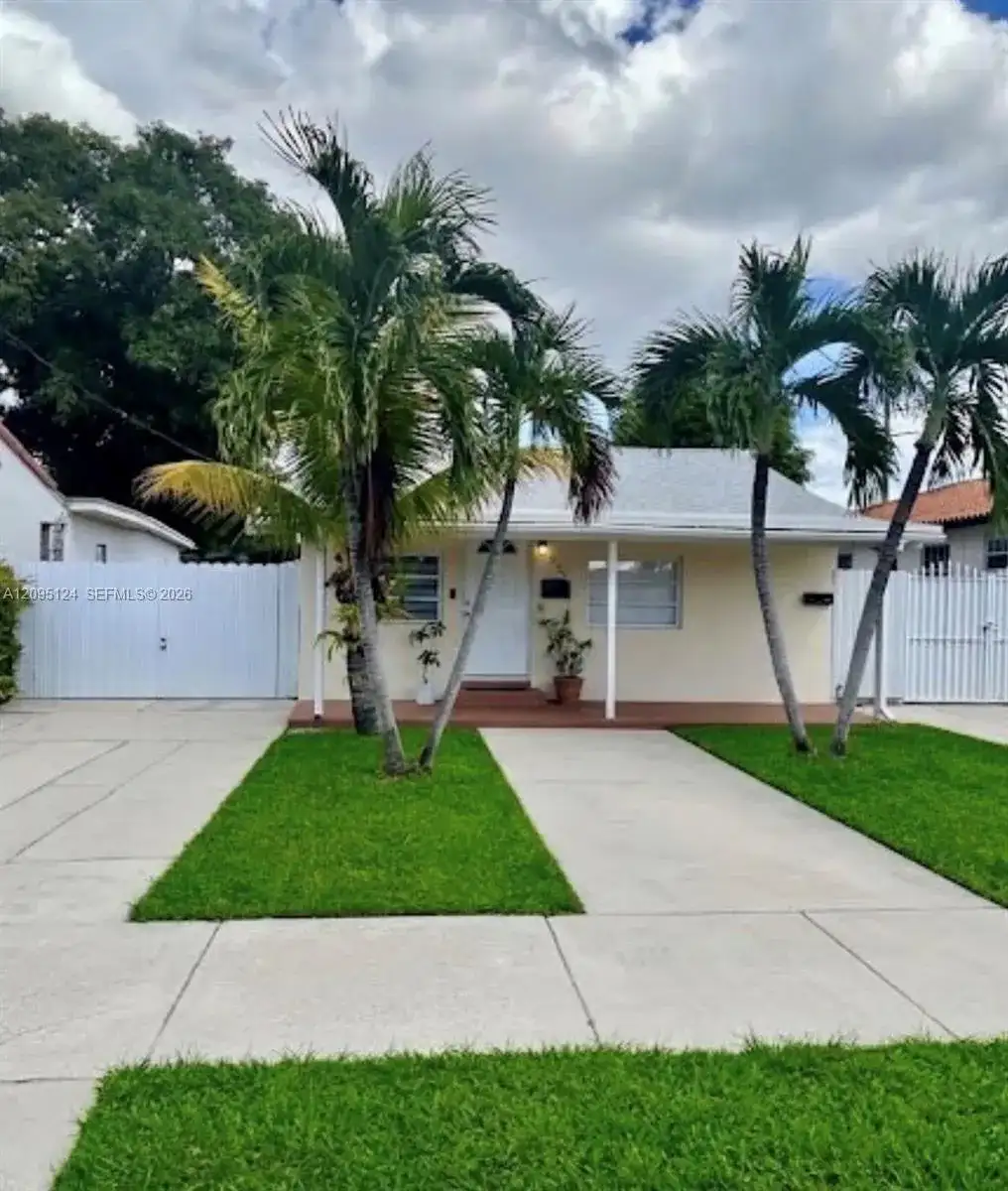 521 NW 44th Ave, Miami FL 33126 photo 3