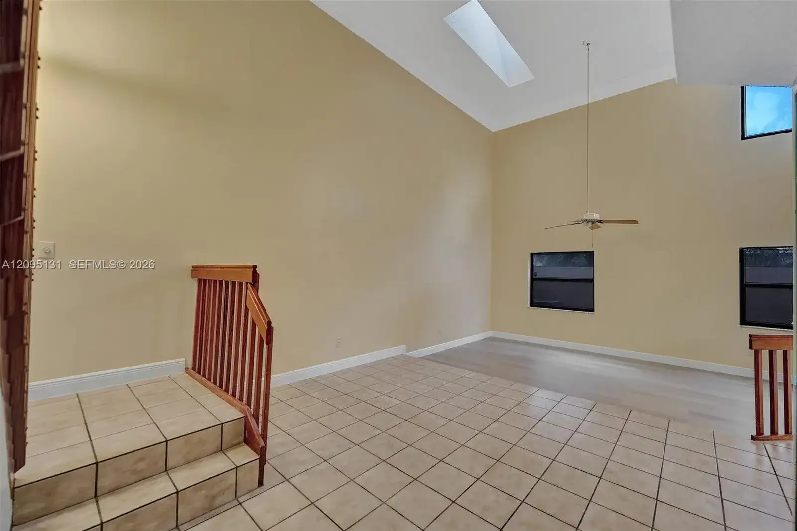 1043 SW 113th Ter, Pembroke Pines FL 33025 photo 5