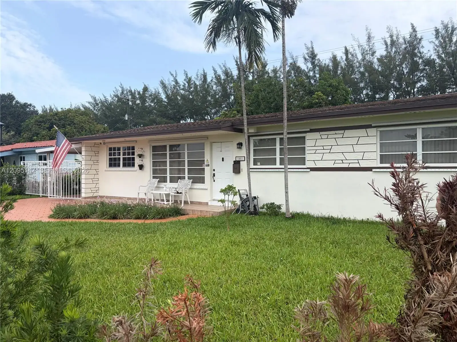 1051 W 47th St # 1051, Hialeah FL 33012 photo 2
