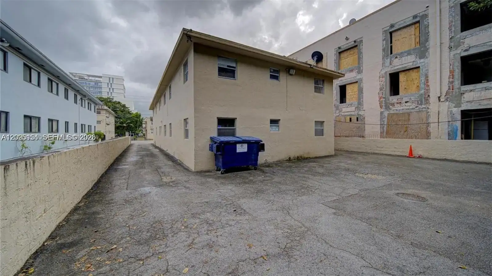 427 SW 6th St # 2, Miami FL 33130 photo 5