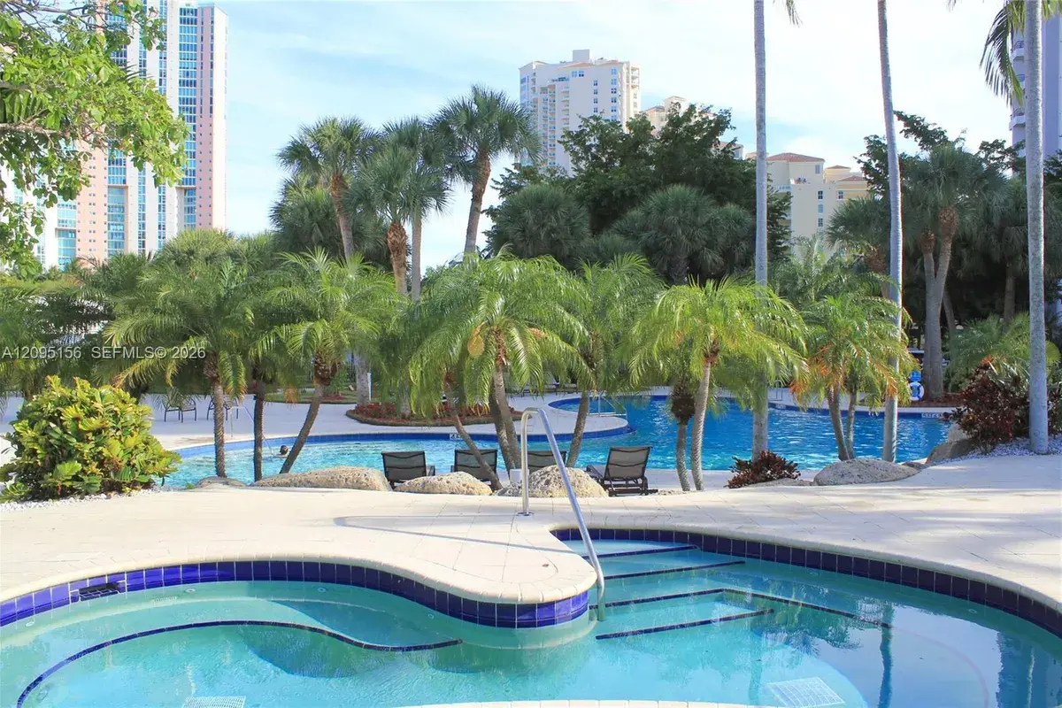 3300 NE 191st St # 1415, Aventura FL 33180