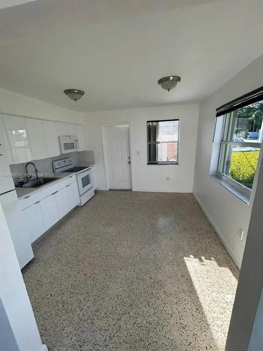 7358 SW 23rd St # 1, Miami FL 33155 photo 4