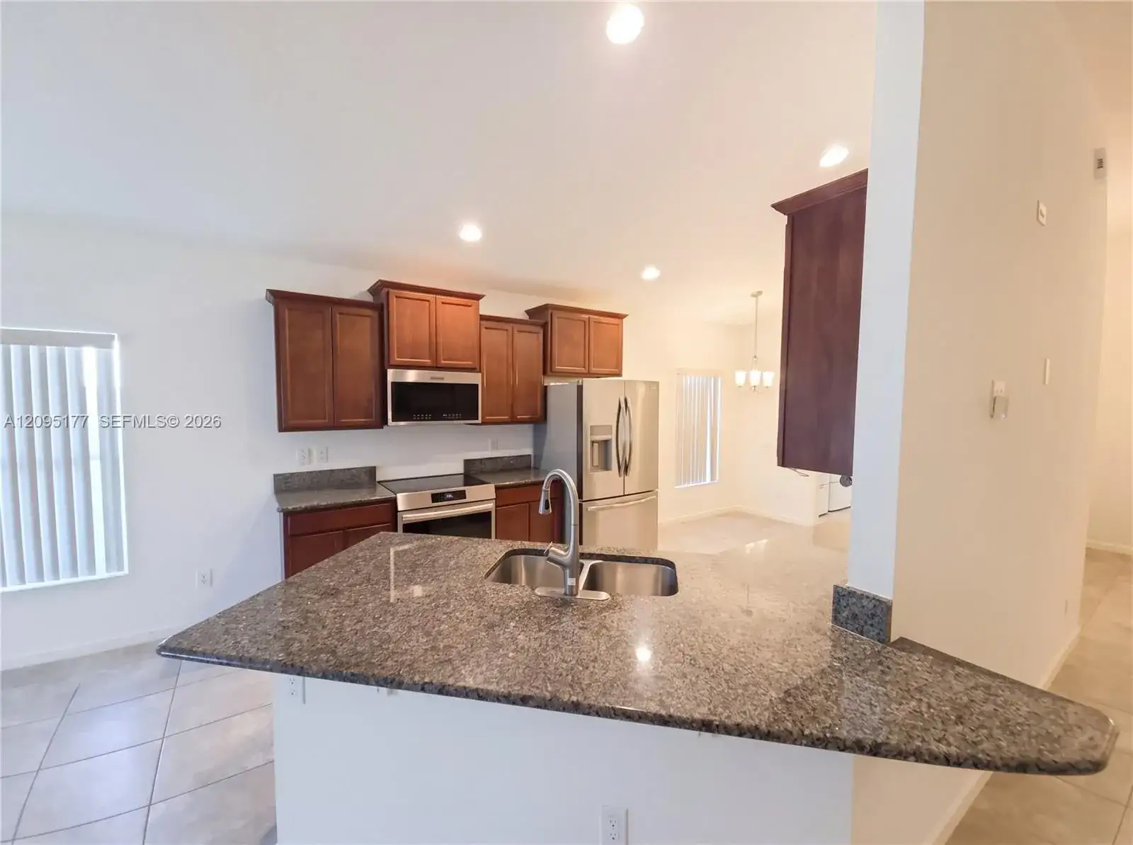 8195 Westfield Cir, Vero Beach FL 32966 photo 2