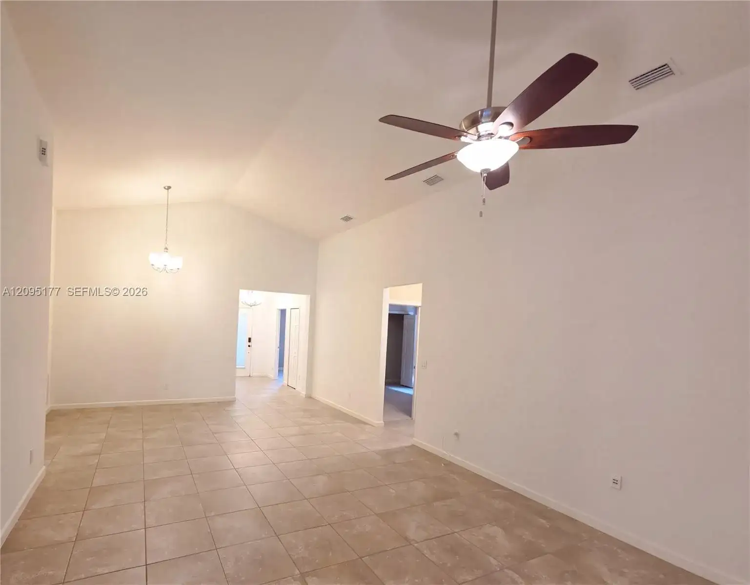 8195 Westfield Cir, Vero Beach FL 32966 photo 3