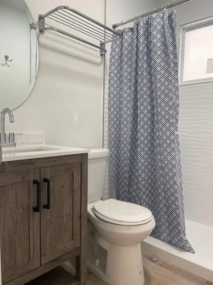 308 NW 11th Ave # A, Miami FL 33128 photo 3