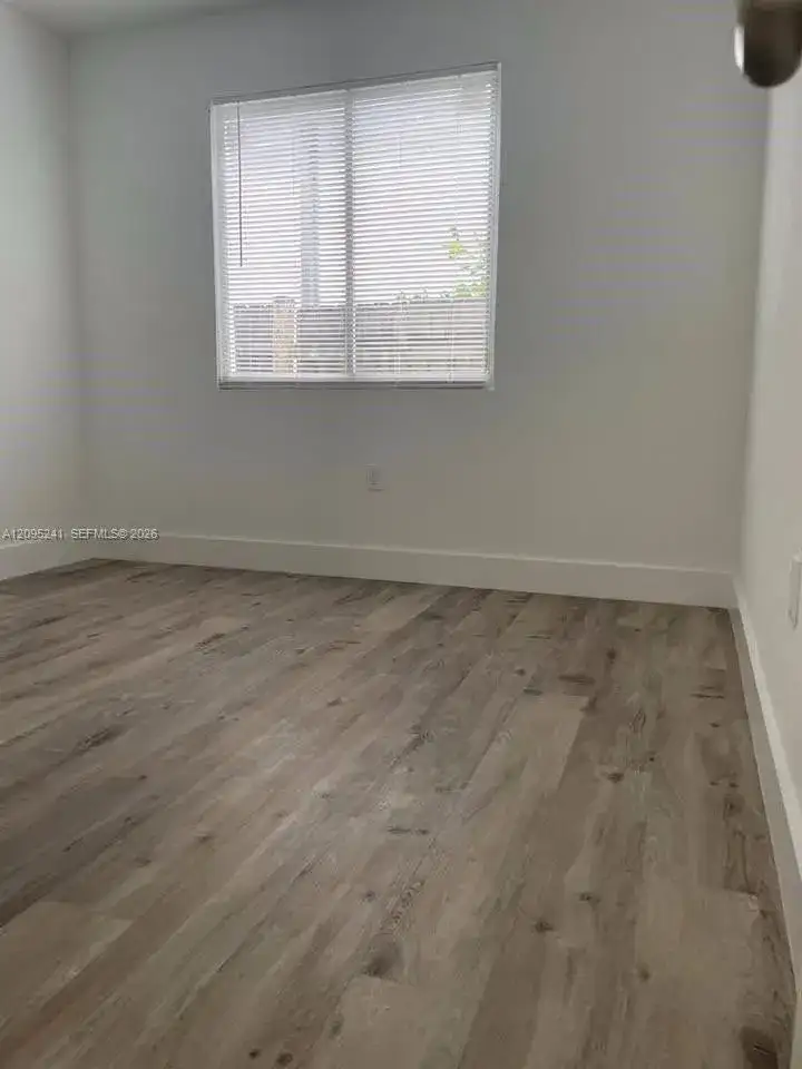 308 NW 11th Ave # A, Miami FL 33128 photo 4