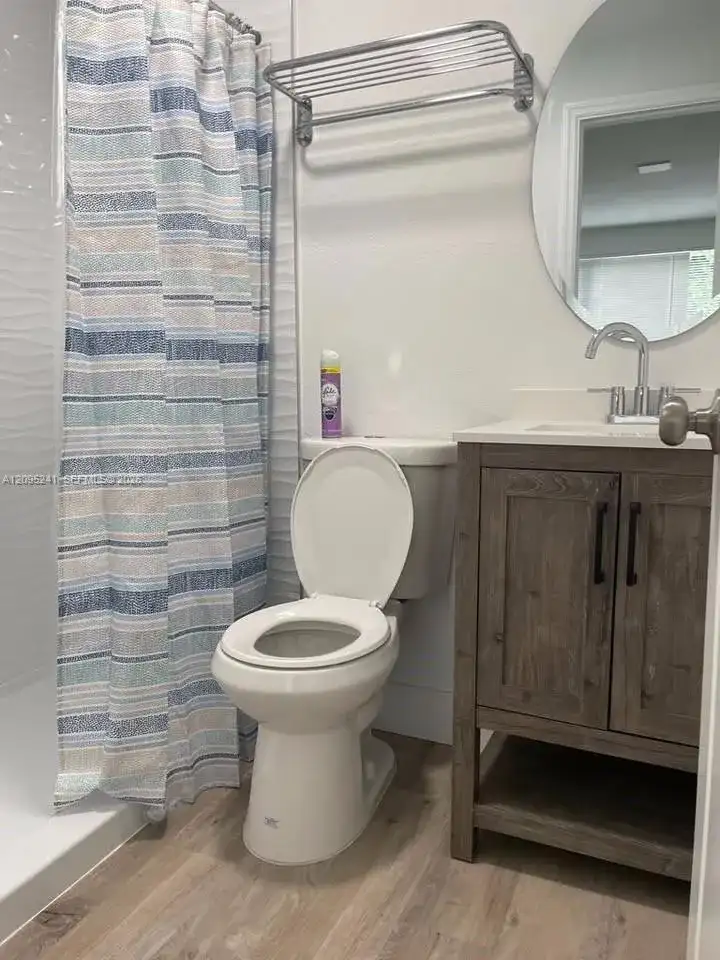 308 NW 11th Ave # A, Miami FL 33128 photo 5