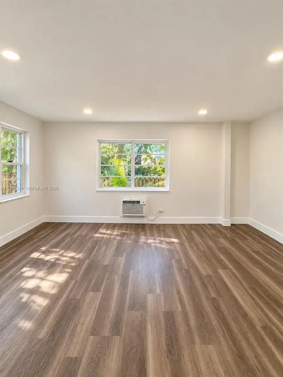1537 Jefferson Ave # 11, Miami Beach FL 33139 photo 4