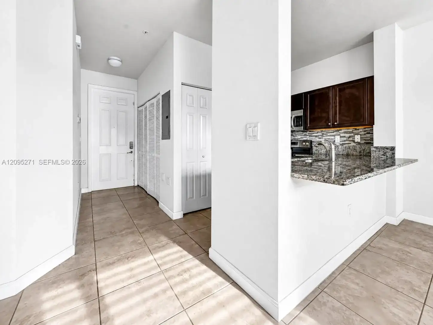 134 SE 28th Ter # 20, Homestead FL 33033 photo 2
