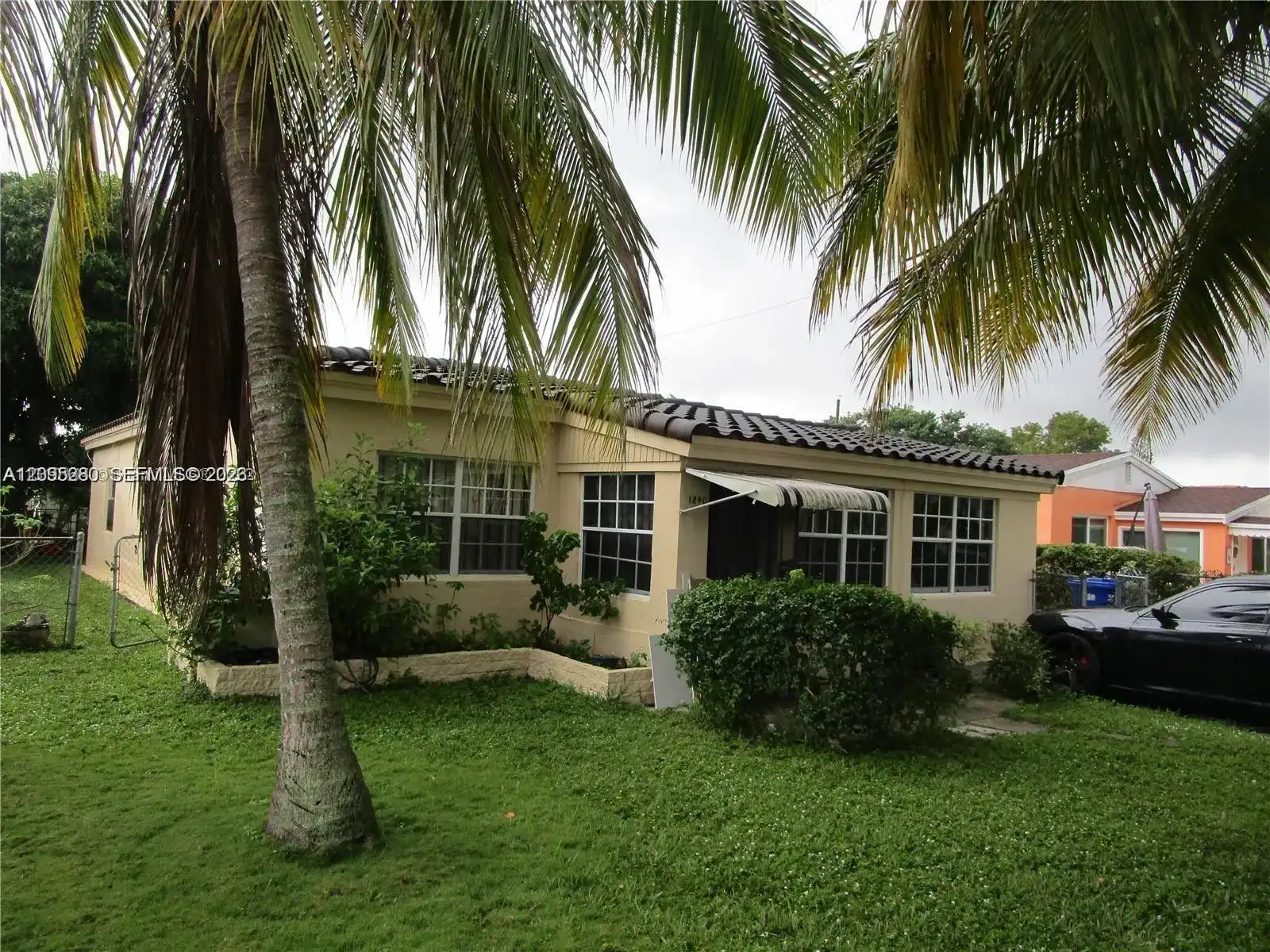 1840 NE 174th St # 1, North Miami Beach FL 33162