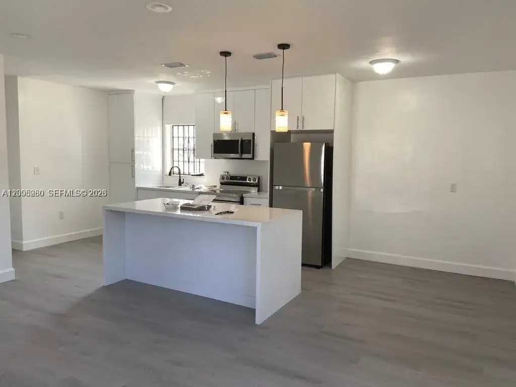 1840 NE 174th St # 1, North Miami Beach FL 33162 photo 4