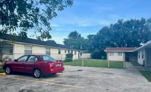 2154 NW 61st St # 2158, Miami FL 33142 photo 3