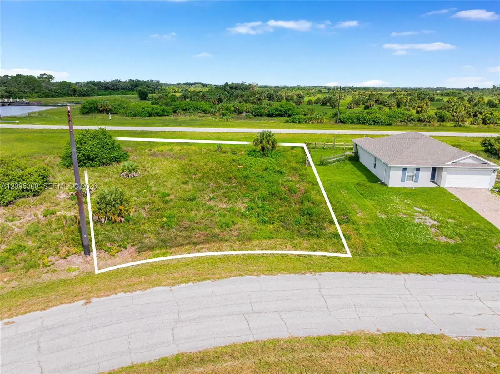 142 Bethlehem Pl, Other City - In The State Of Florida FL 33935