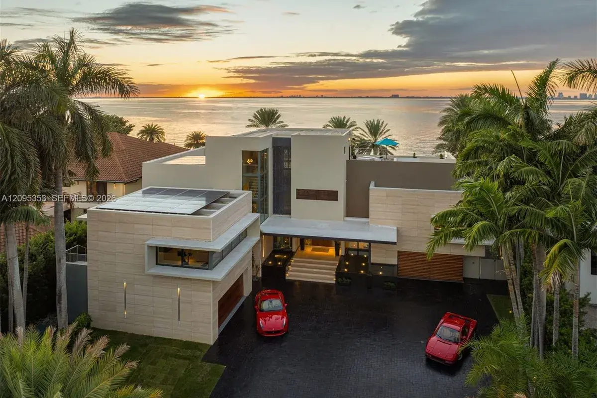 360 Harbor Dr, Key Biscayne FL 33149