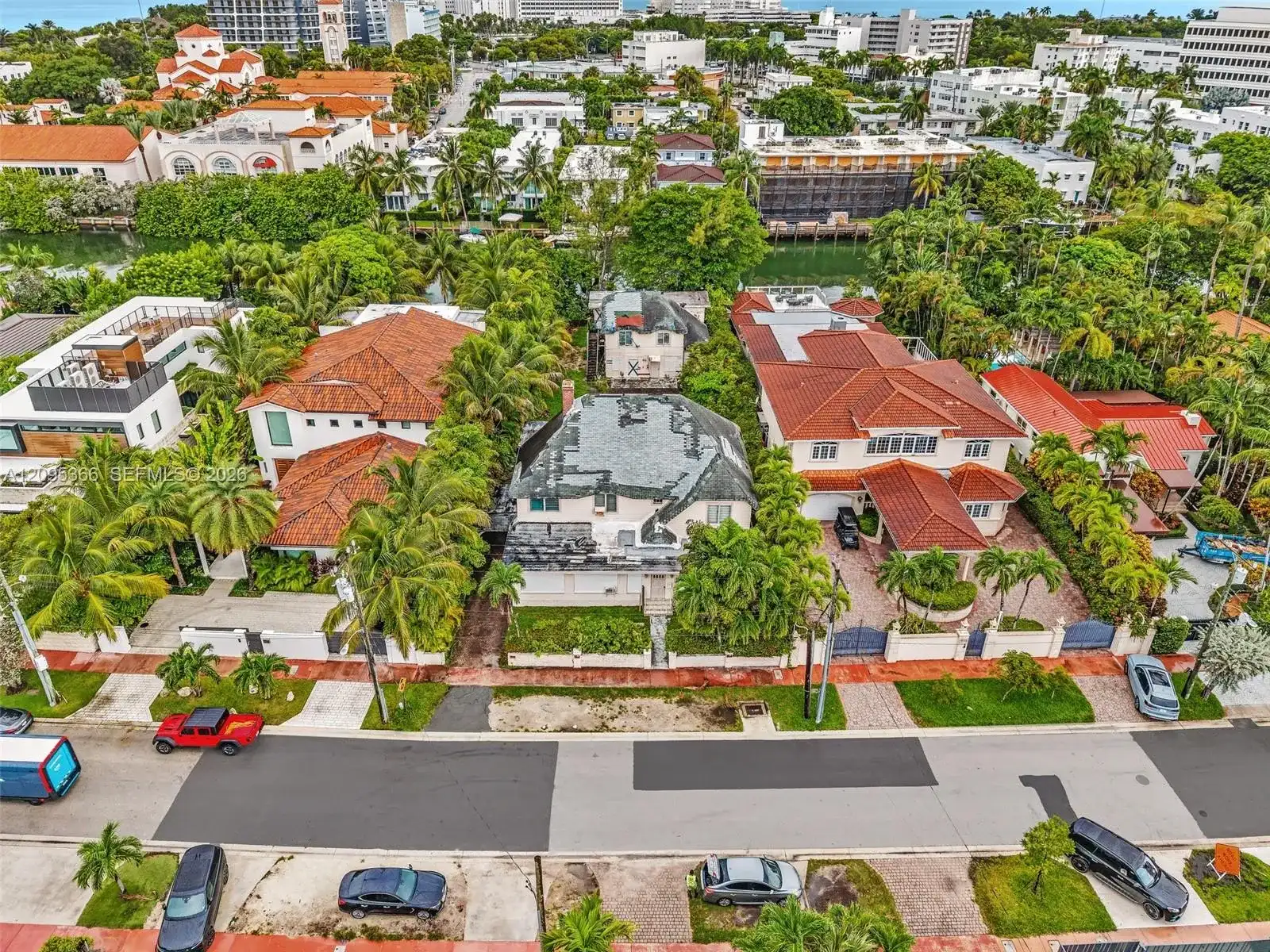 3746 Chase Ave, Miami Beach FL 33140