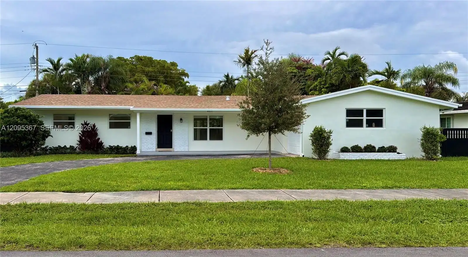 8820 SW 85th St, Miami FL 33173