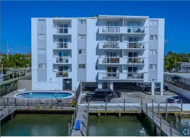 8101 Crespi Blvd # 402, Miami Beach FL 33141 photo 2