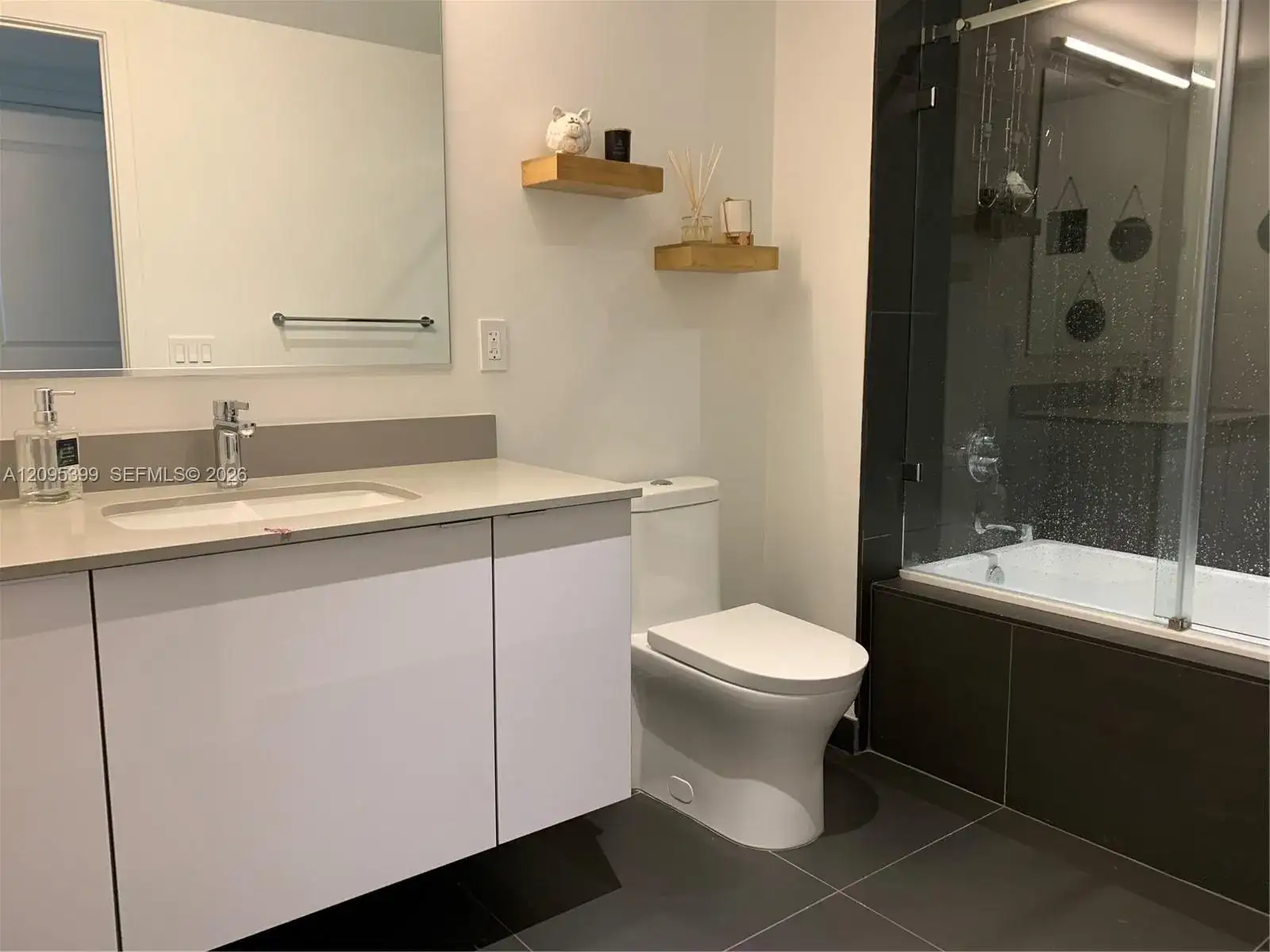 1600 NE 1st Ave # 2202, Miami FL 33132 photo 4