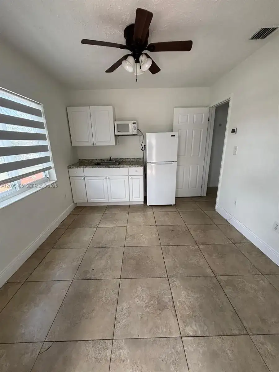 3325 Village Green Dr, Miami FL 33175 photo 3