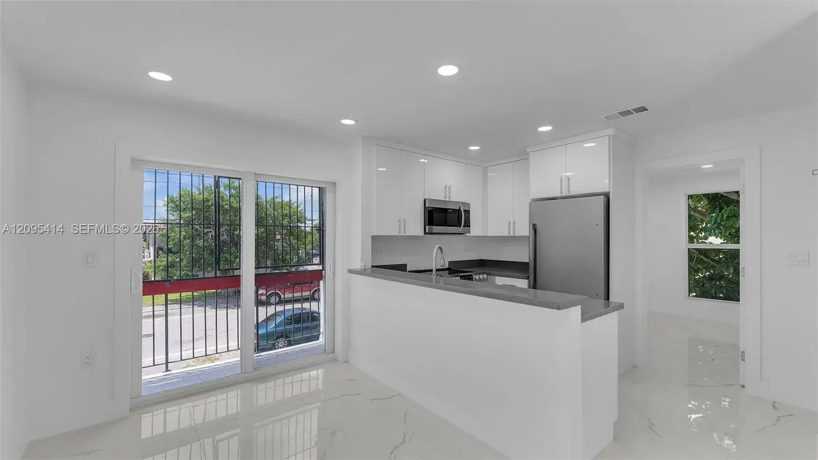 2623 NW 24th St # 7, Miami FL 33142