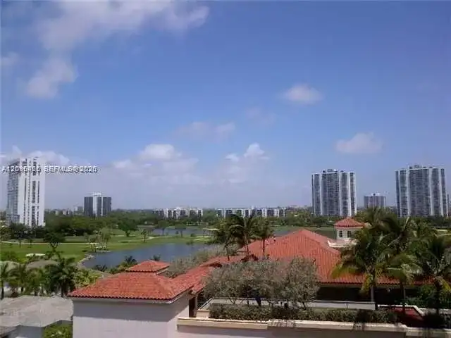 19900 E Country Club Dr # 804, Aventura FL 33180