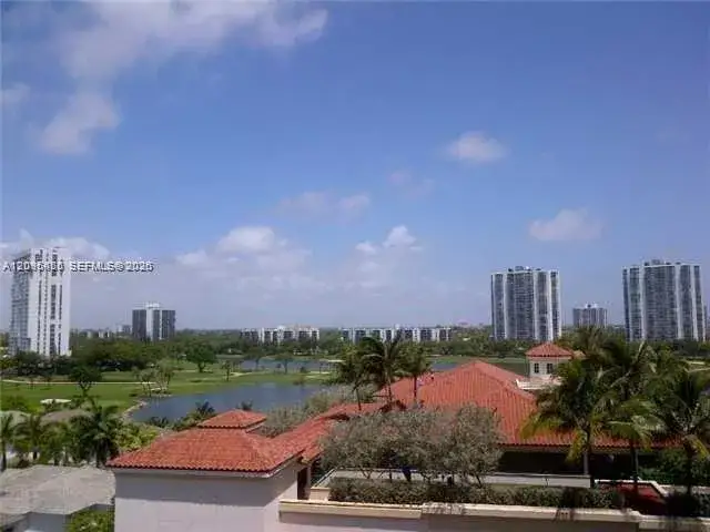 19900 E Country Club Dr # 804, Aventura FL 33180