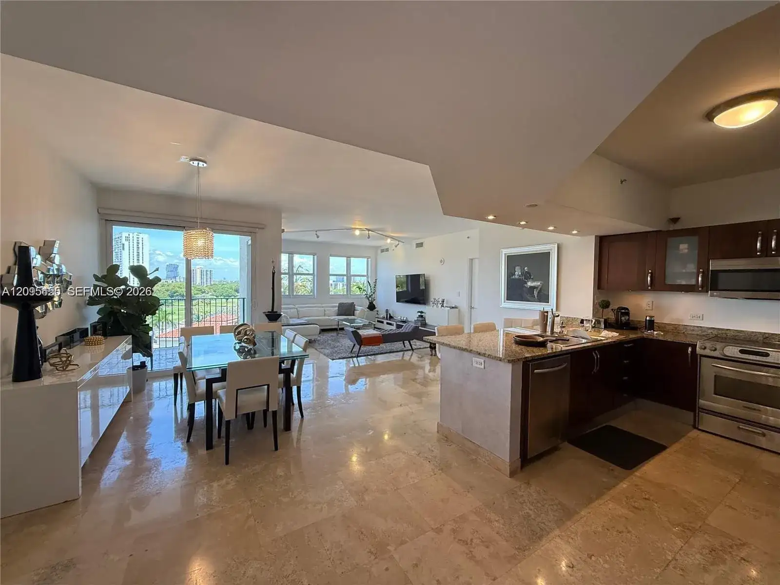 19900 E Country Club Dr # 804, Aventura FL 33180 photo 3
