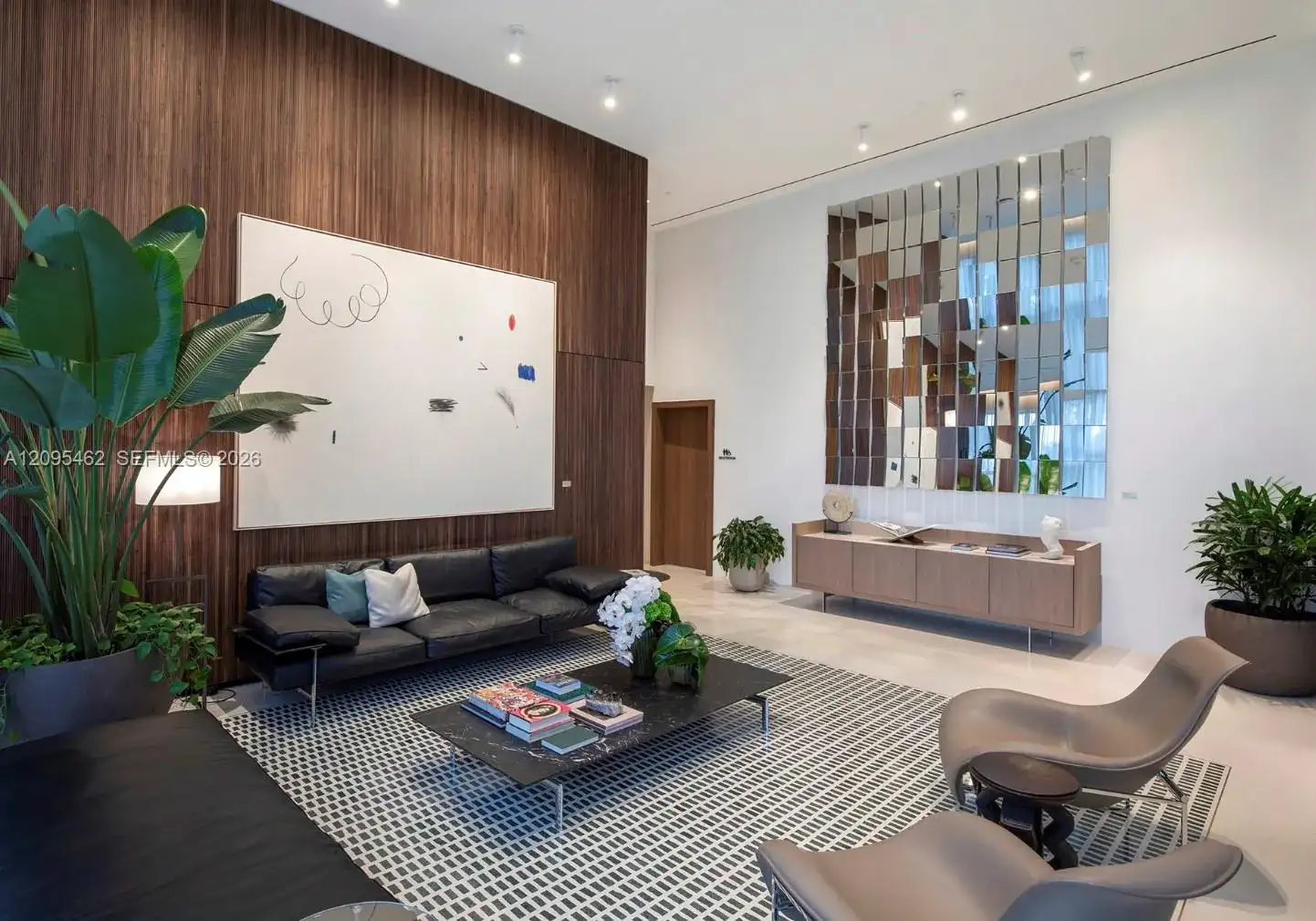 1400 Biscayne # 4703, Miami FL 33132 photo 2