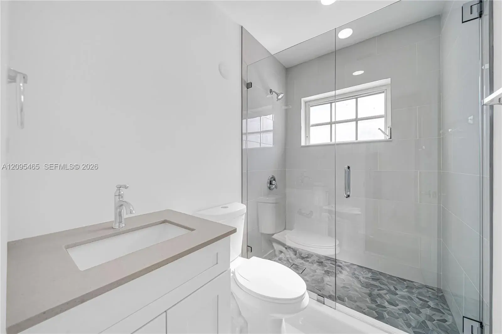 6351 NW 38th Ter, Virginia Gardens FL 33166