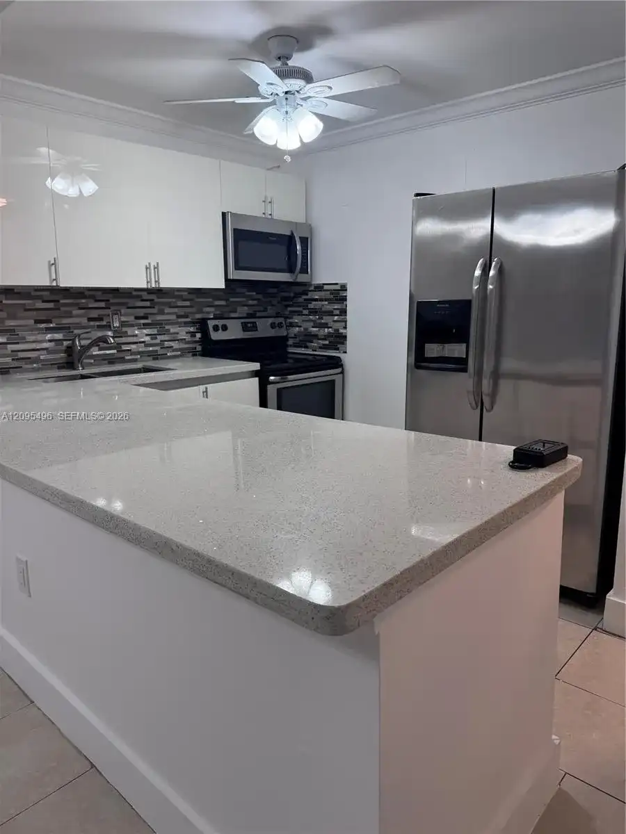 16751 NE 9th Ave # 210, North Miami Beach FL 33162