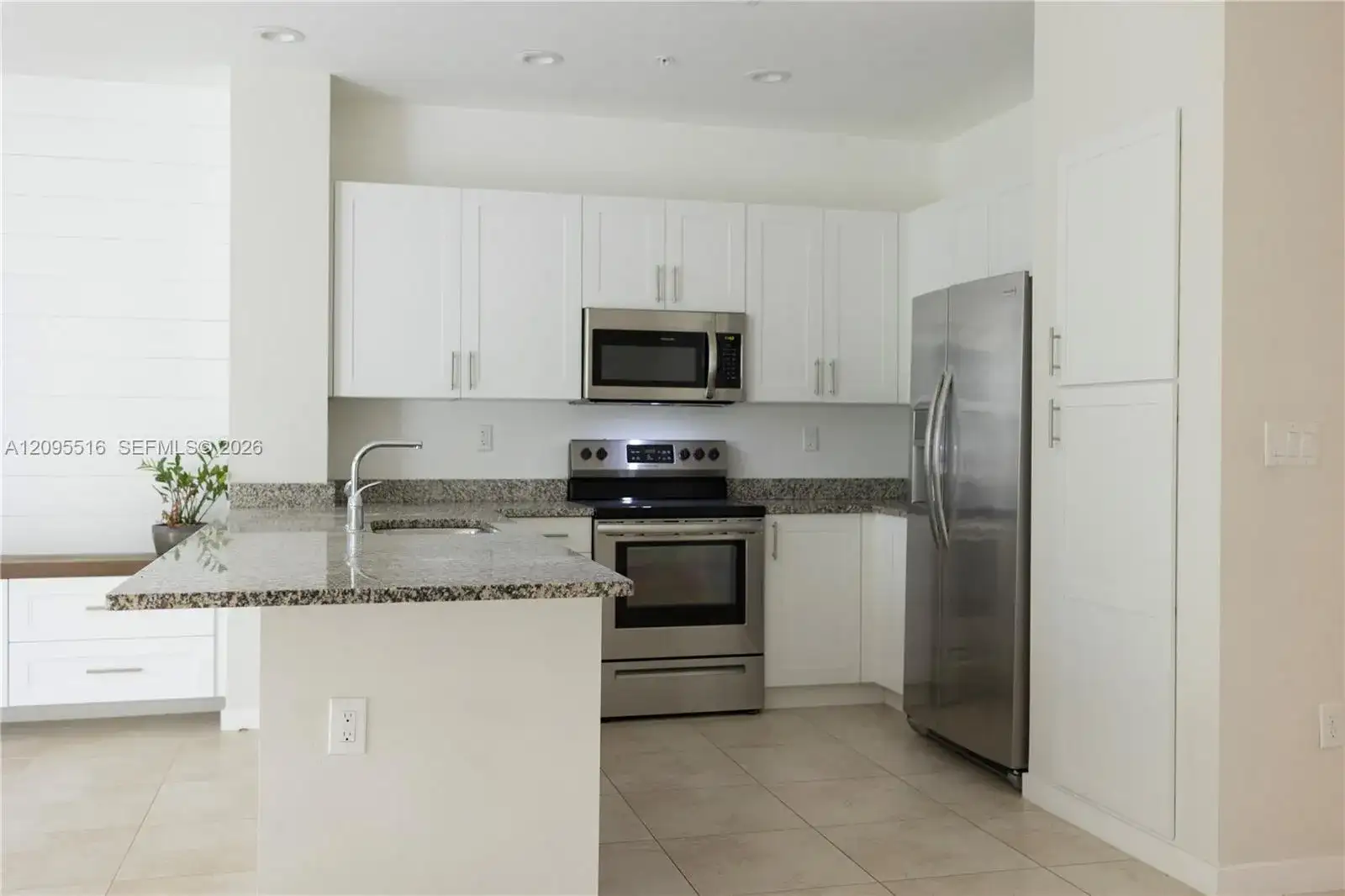 6264 SE Portofino Cir, Hobe Sound FL 33455 photo 4