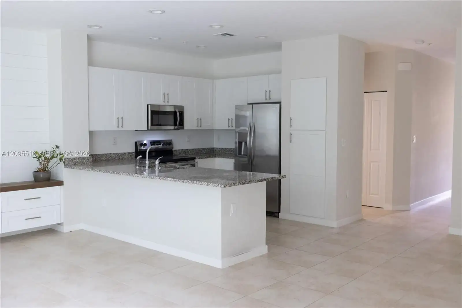 6264 SE Portofino Cir, Hobe Sound FL 33455 photo 5