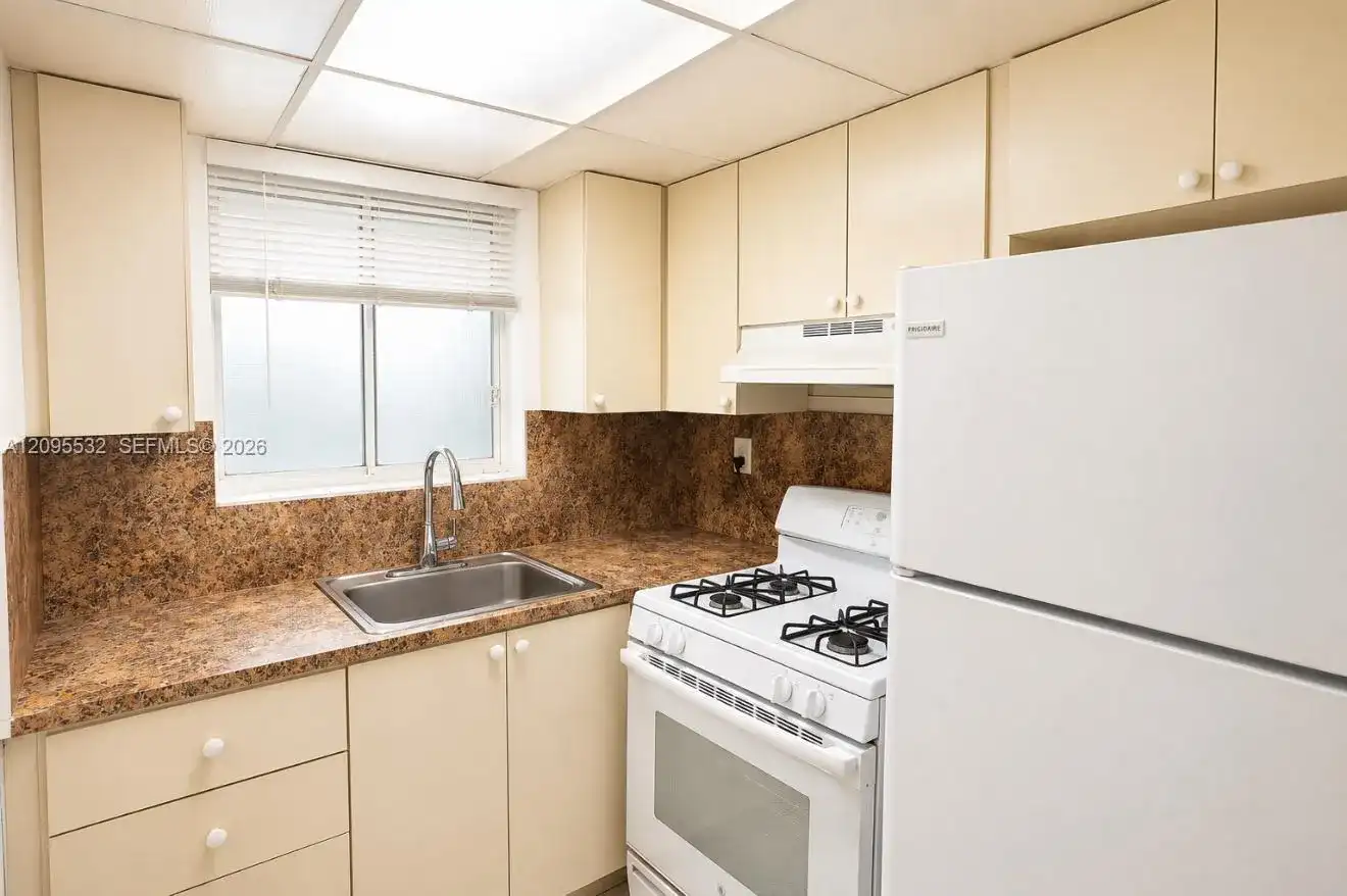 2799 E 4th Ave # 7, Hialeah FL 33013