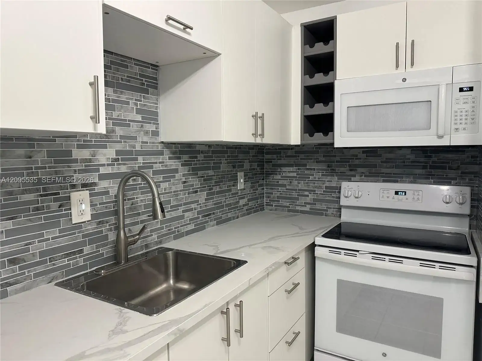 1130 11th St # 3E, Miami Beach FL 33139 photo 5