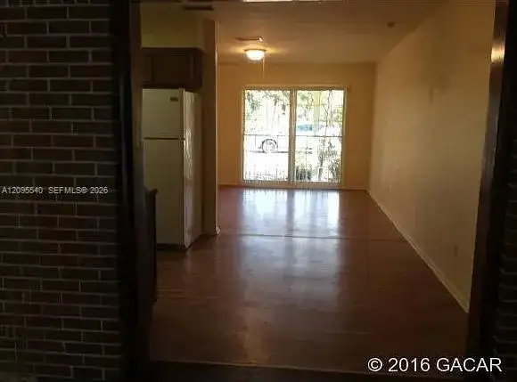 4216 NW 10 Street, Gainesville FL 32609 photo 3