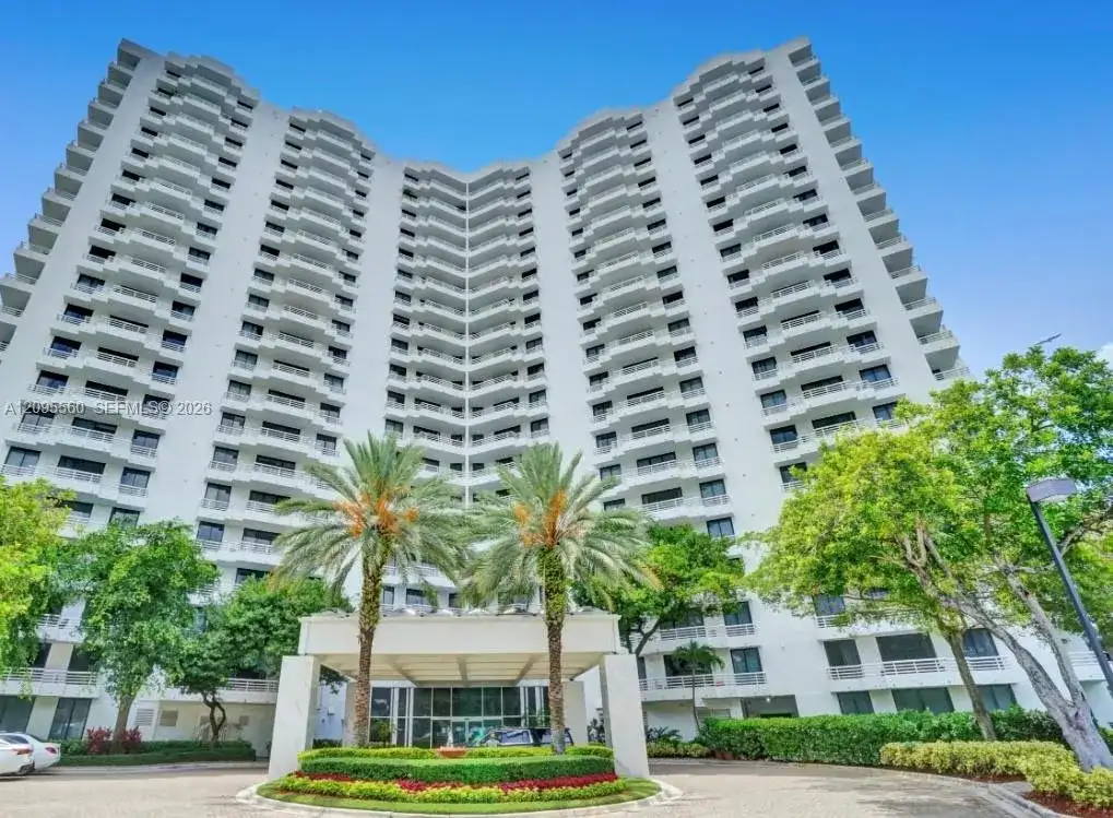 3300 NE 191st St # 606, Aventura FL 33180 photo 2
