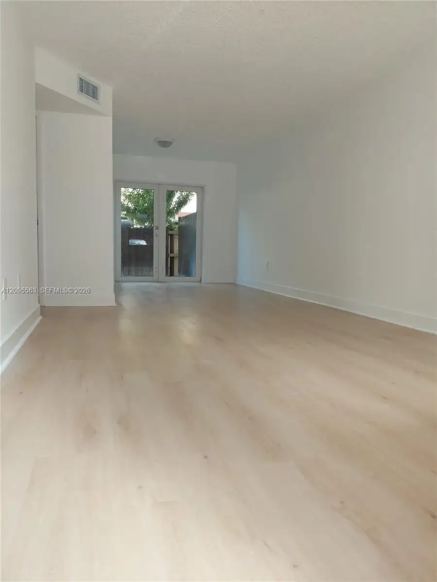 5441 W 24th Ave # 11, Hialeah FL 33016