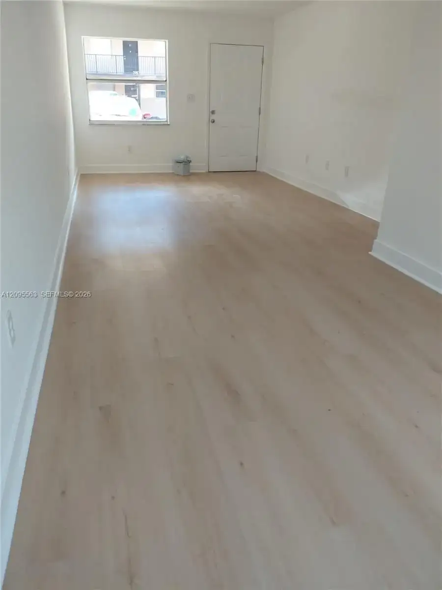 5441 W 24th Ave # 11, Hialeah FL 33016 photo 3
