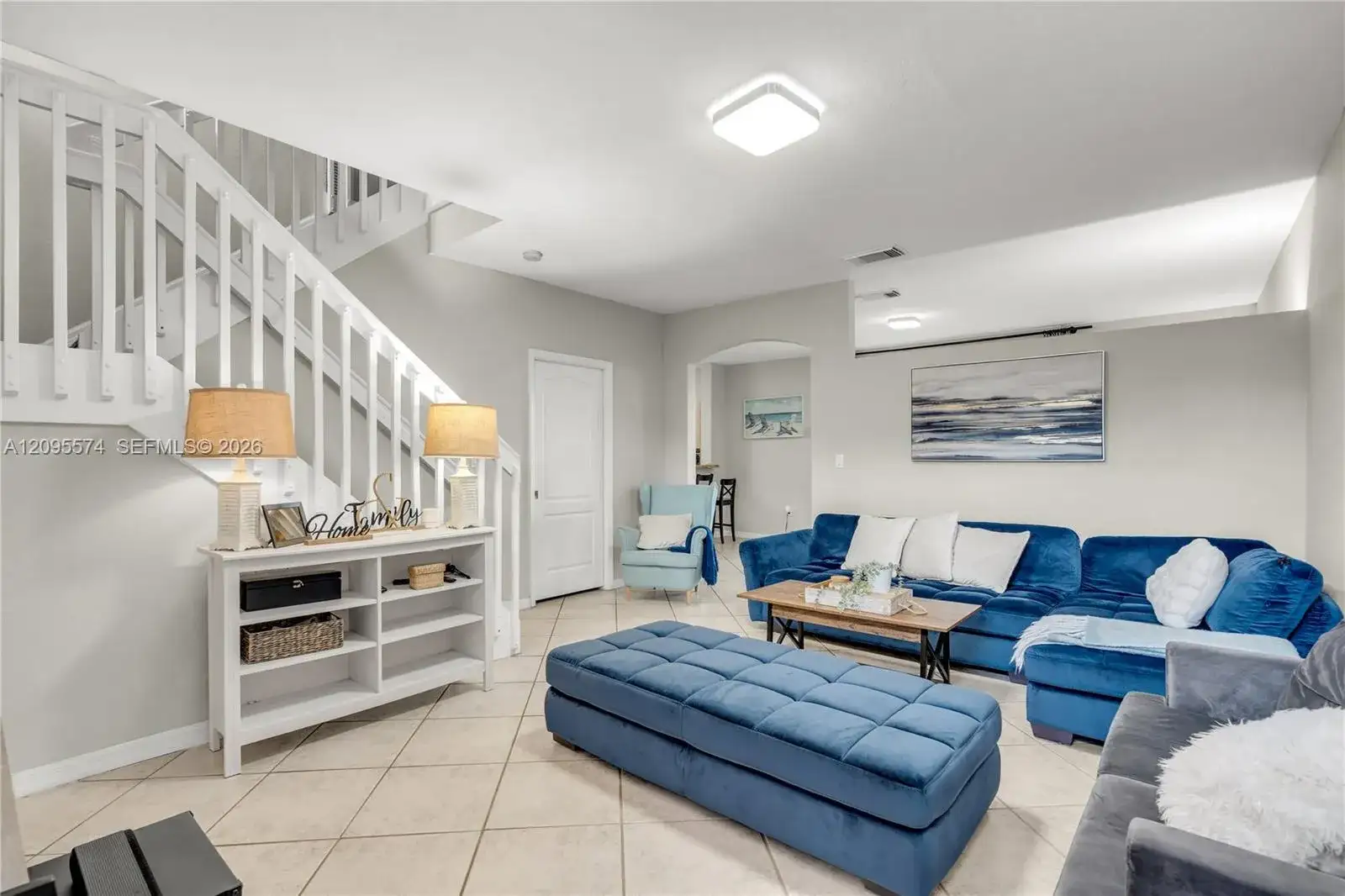 916 NW 135th Ter, Pembroke Pines FL 33028 photo 5