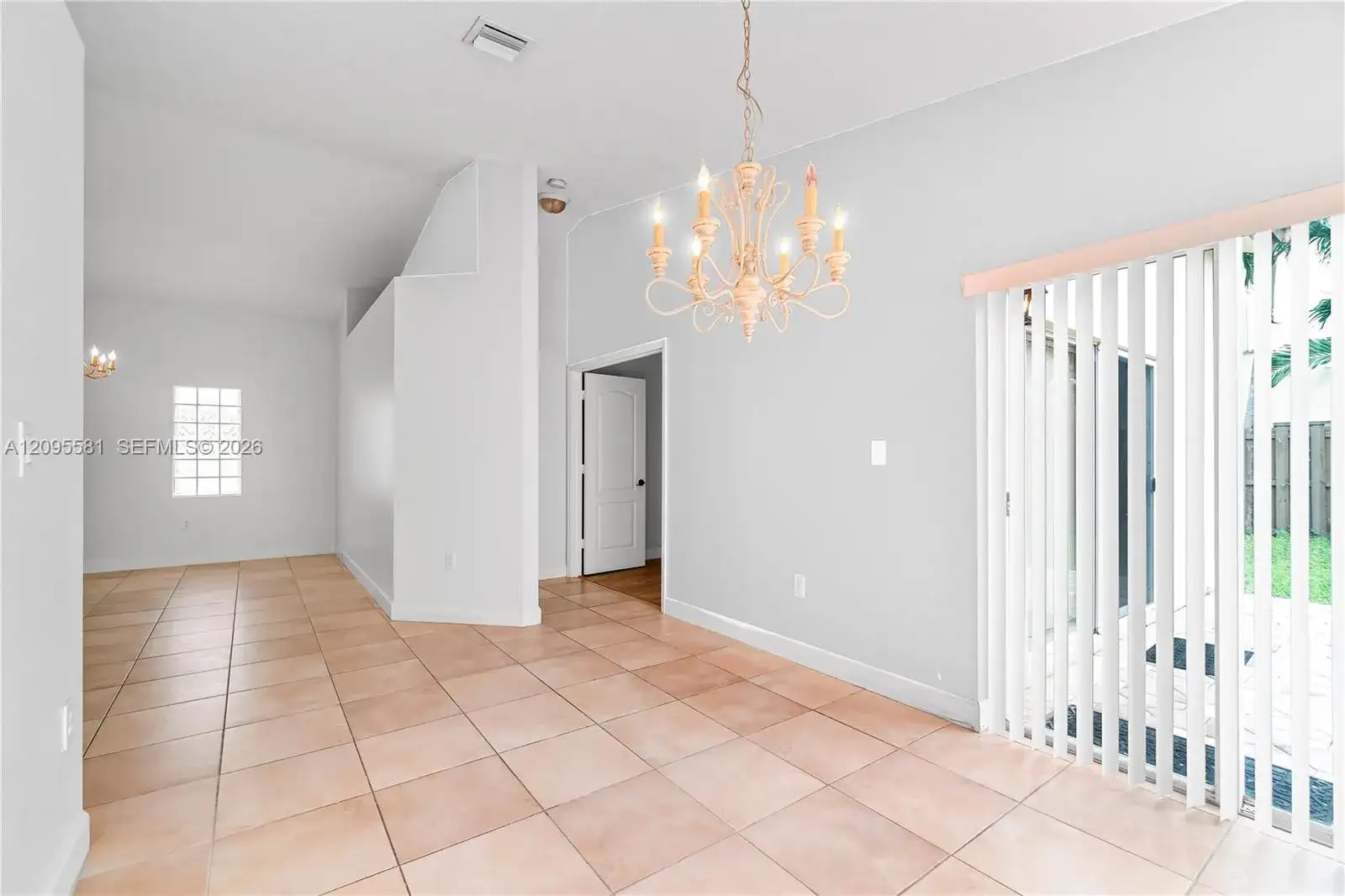 11333 NW 52nd Ln, Doral FL 33178 photo 4