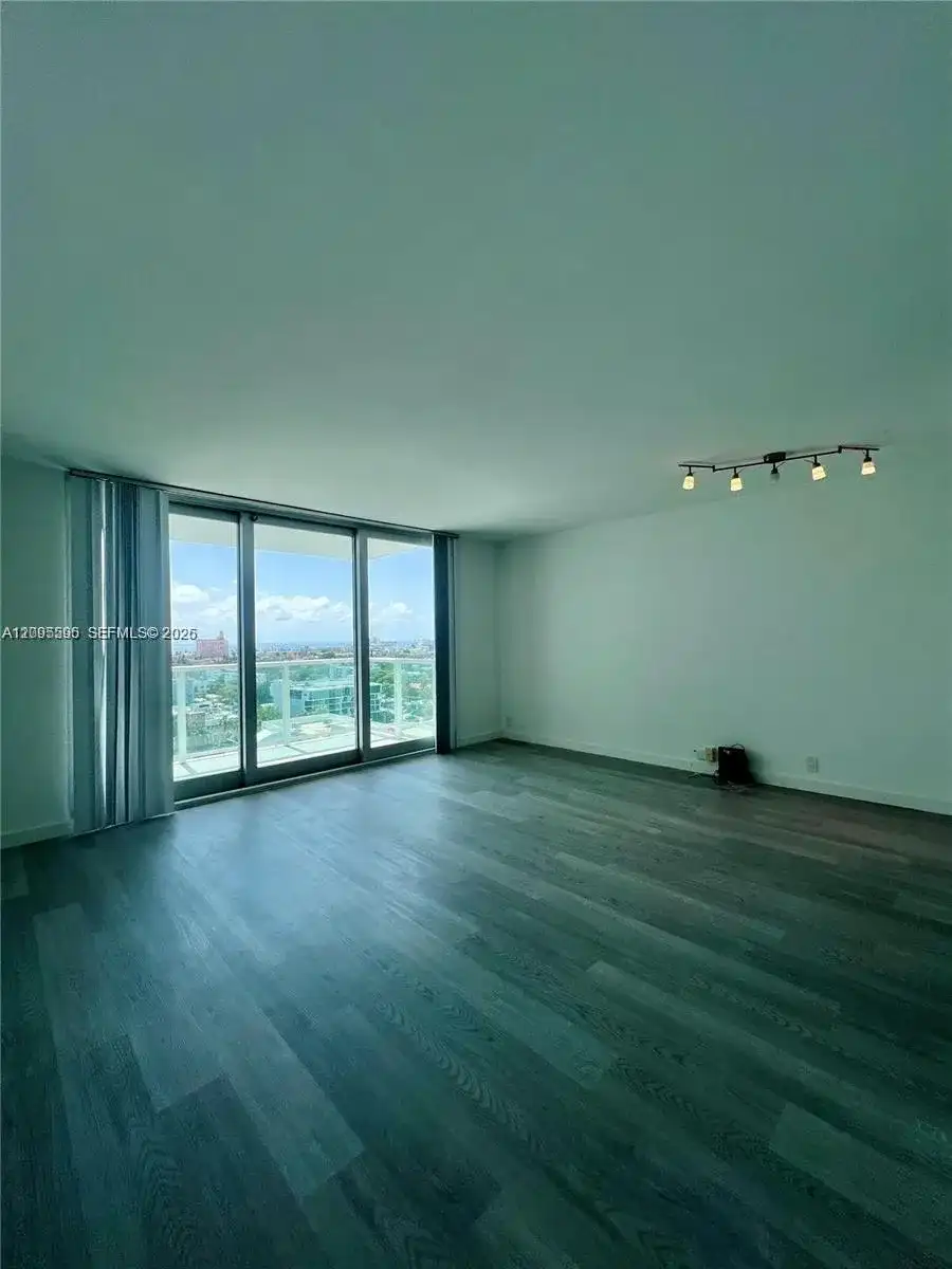 1000 West Ave # 1431, Miami Beach FL 33139