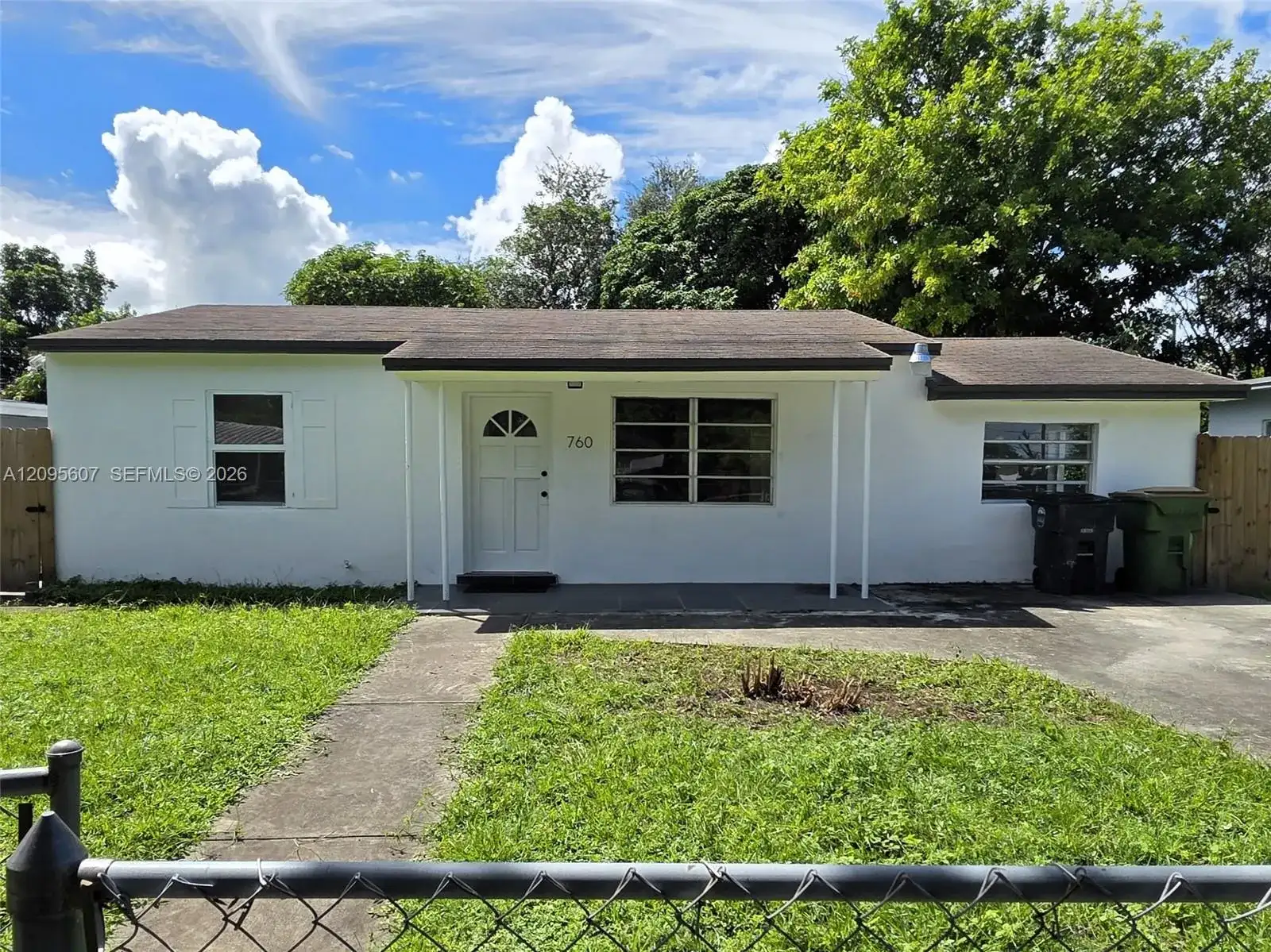 760 NW 126th St, North Miami FL 33168 photo 2