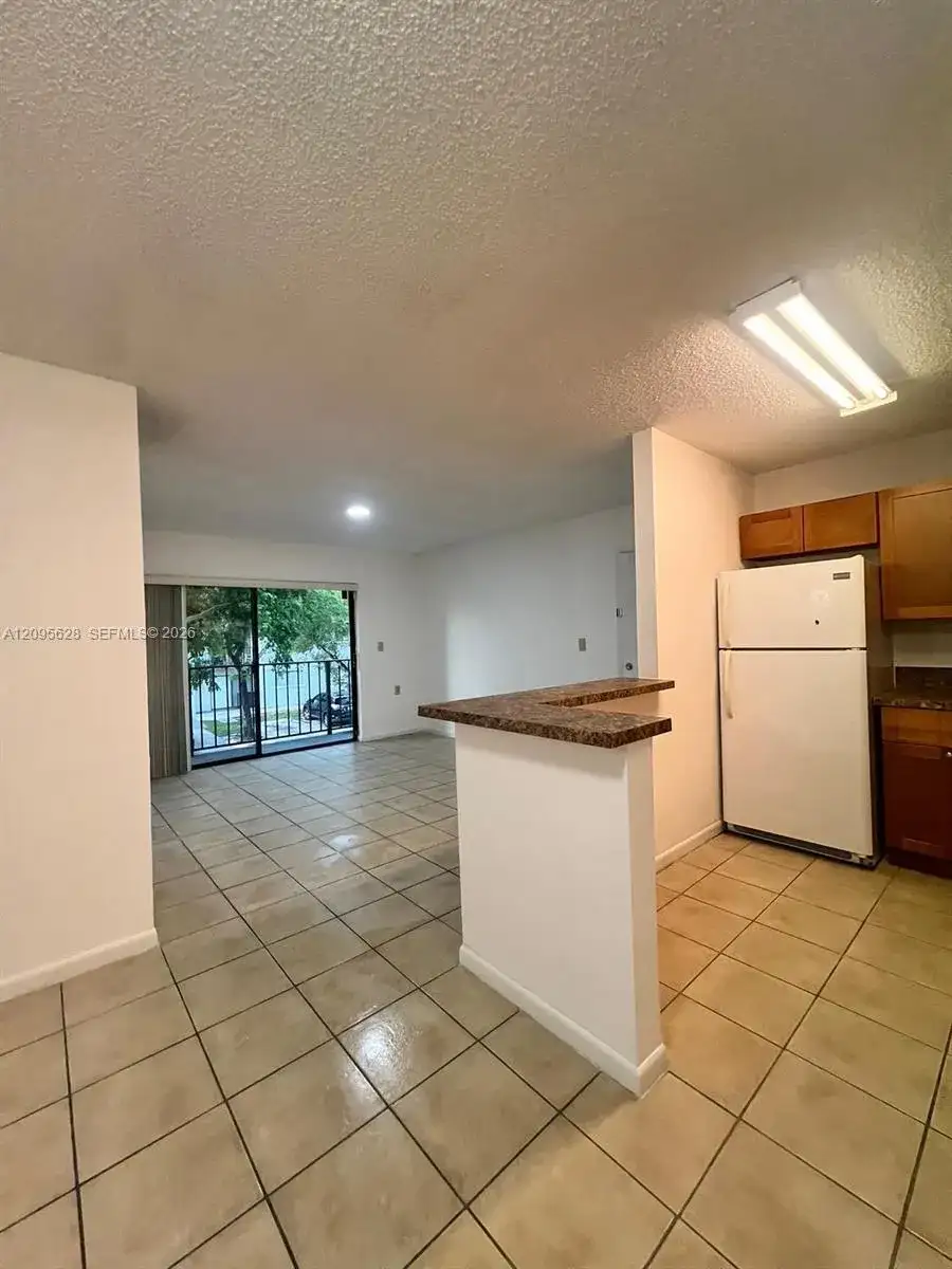 6975 NW 179th St # 202, Hialeah FL 33015 photo 2