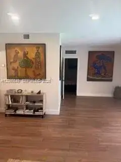5760 W 14th Ave, Hialeah FL 33012 photo 4